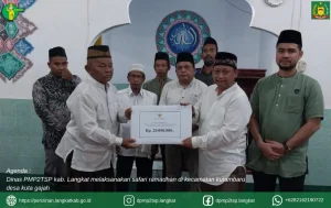 Dinas PMP2TSP kab. Langkat melaksanakan safari ramadhan di kecamatan kutambaru